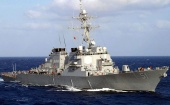 Авиация Черноморского флота России вынудила эсминец ВМС США сменить курс и уйти в нейтральные воды
